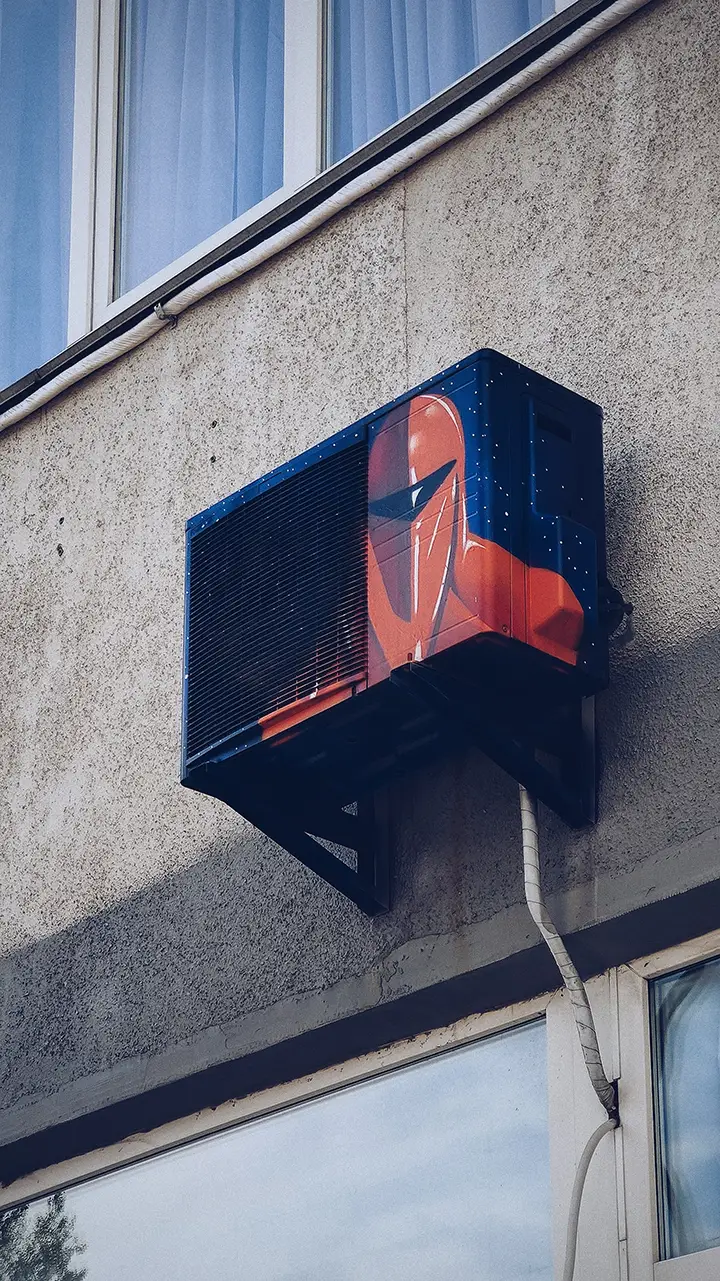 A laptop and toolbox for appliance repairs in Christchurch NZ